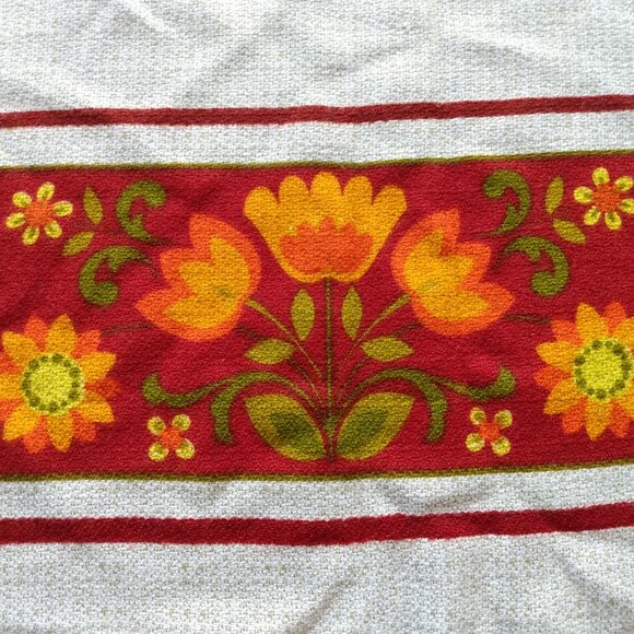 Vintage Scandinavian Tablecloth Tulip Flowers Sunflowers Burgundy Orange Rayon - Picture 6 of 12